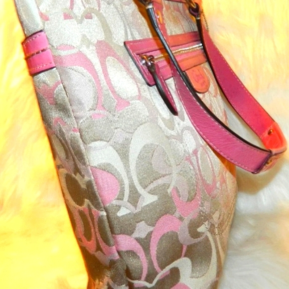 L@@K! Beautiful COACH "Penelope" Pink/Multi Signature Optic Zip Top Tote~Rare~ - Picture 12 of 16